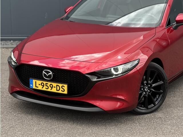Mazda 3 2.0 e-SkyActiv-X 186PK Luxury / i-Activesense /leer