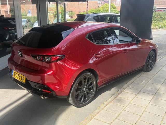 Mazda 3 2.0 e-SkyActiv-X M Hybrid 180 Luxury 180PK! Dealer onderhouden