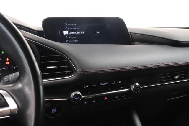 Mazda 3 2.0 e-SkyActiv-G M Hybrid 150 Homura | Camera | AppleCarplay | Adaptieve cruise | LED | Climate control | Stoelverwarming |