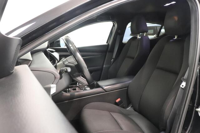 Mazda 3 2.0 e-SkyActiv-G M Hybrid 150 Homura | Camera | AppleCarplay | Adaptieve cruise | LED | Climate control | Stoelverwarming |