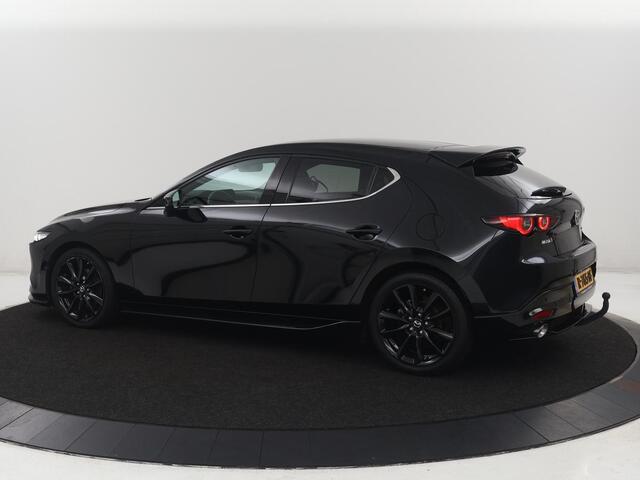 Mazda 3 2.0 e-SkyActiv-X M Hybrid 186 Luxury | Aeropakket | Trekhaak | Stuur/stoelverwarming | Adaptive cruise | Bose sound | Head-up | 360 camera | Carplay | Climate control |