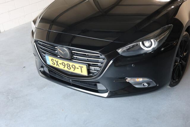 Mazda 3 2.0 SkyActiv-G 120 GT-M AUTOMAAT, Dark Line, IETS MOOIS !! Meest complete uitvoering !!!