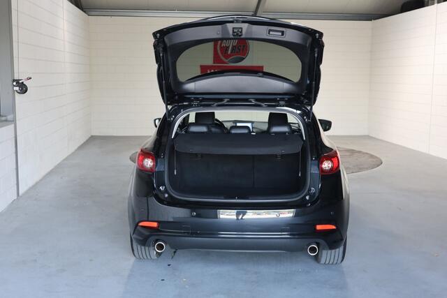 Mazda 3 2.0 SkyActiv-G 120 GT-M AUTOMAAT, Dark Line, IETS MOOIS !! Meest complete uitvoering !!!