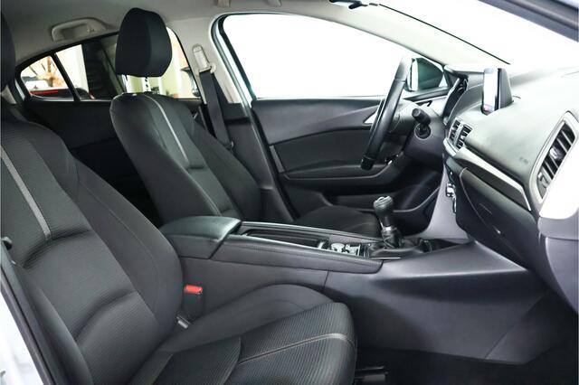Mazda 3 2.0 SkyActiv-G 120 GT-M / Navi / LED / Clima / Cruisecontrol
