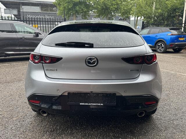 Mazda 3 2.0 e-SkyActiv-X M Hybrid 180PK!! Comfort // BOSE PREMIUM AUDIO // NAVI // CAMERA // ADAPTIVE CRUISE // APPLE CARPLAY - ANDROID AUTO //