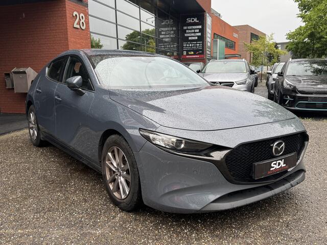 Mazda 3 2.0 e-SkyActiv-G M Hybrid 122 PK // NAVI // CLIMA // ADAPTIVE CRUISE // CAMERA // APPLE CARPLAY - ANDROID AUTO // STOEL + STUUR VERWARMING //