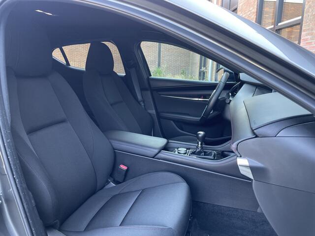 Mazda 3 2.0 e-SkyActiv-G M Hybrid 150 Homura | Carplay/Android Auto | Achteruitrijcamera | Stoelverwarming |