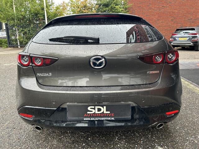 Mazda 3 2.0 e-SkyActiv-G M Hybrid 122 Luxury // FULL LED // NAVI + CARPLAY // 360 CAMERA // MEMORY SEAT // BOSE AUDIO // ADAPTIVE CRUISE // LEDER // HUD