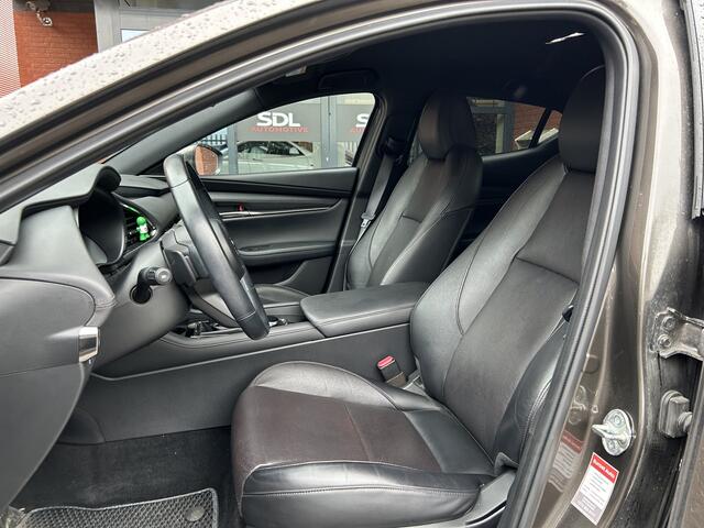 Mazda 3 2.0 e-SkyActiv-G M Hybrid 122 Luxury // FULL LED // NAVI + CARPLAY // 360 CAMERA // MEMORY SEAT // BOSE AUDIO // ADAPTIVE CRUISE // LEDER // HUD