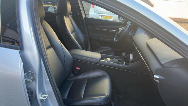 Mazda 3 2.0 e-SkyActiv-X M Hybrid 180 Luxury Automaat|Head Up|Bose|Leder|Volledig Mazda Dealer Onderhouden