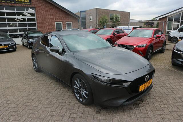 Mazda 3 2.0 e-SkyActiv-G M Hybrid 122 Luxury navigatie,leder