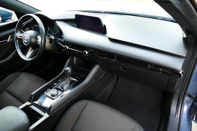 Mazda 3 2.0 e-SkyActiv-X M Hybrid 186 Luxury. 360 Camera, Stoel&StuurVerw, Full Led, 18"LMV, Haak 1300kg