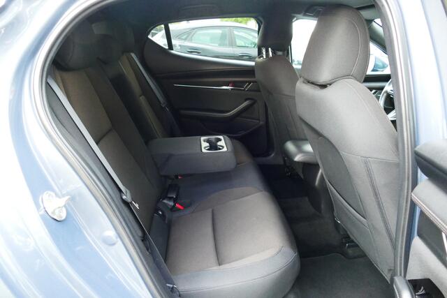 Mazda 3 2.0 e-SkyActiv-X M Hybrid 186 Luxury. 360 Camera, Stoel&StuurVerw, Full Led, 18"LMV, Haak 1300kg