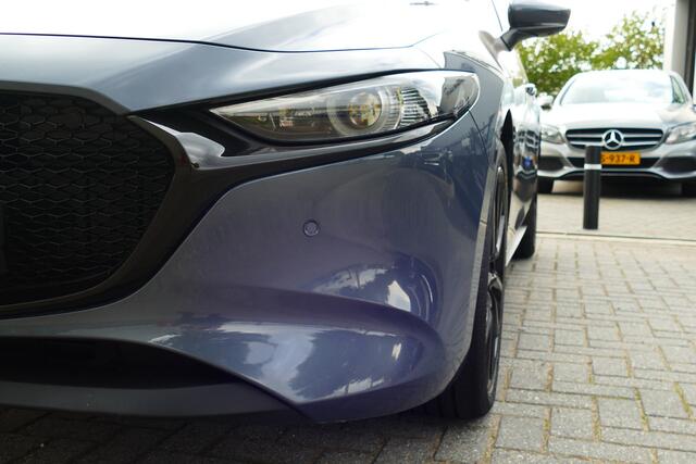 Mazda 3 2.0 e-SkyActiv-X M Hybrid 186 Luxury. 360 Camera, Stoel&StuurVerw, Full Led, 18"LMV, Haak 1300kg