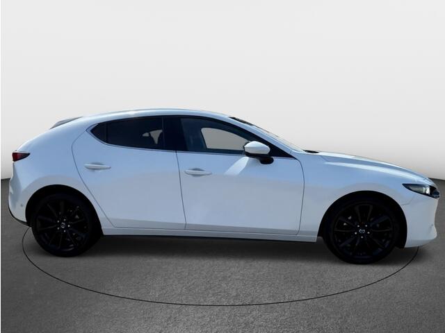 Mazda 3 2.0 SA-X Luxury Bose | Leder | 360 cam | Stoelverwarming