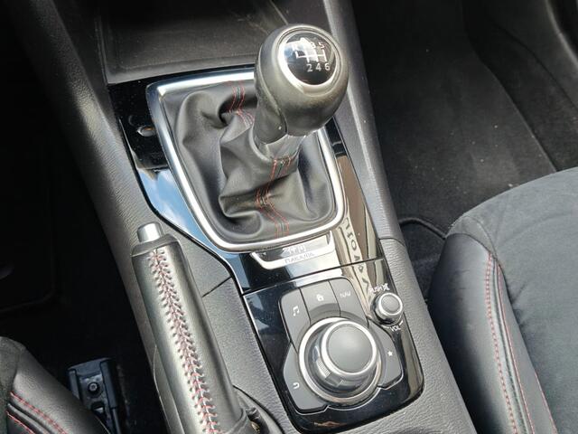 Mazda 3 2.0 NAKAMA, CAMERA / STOELVERWARMING