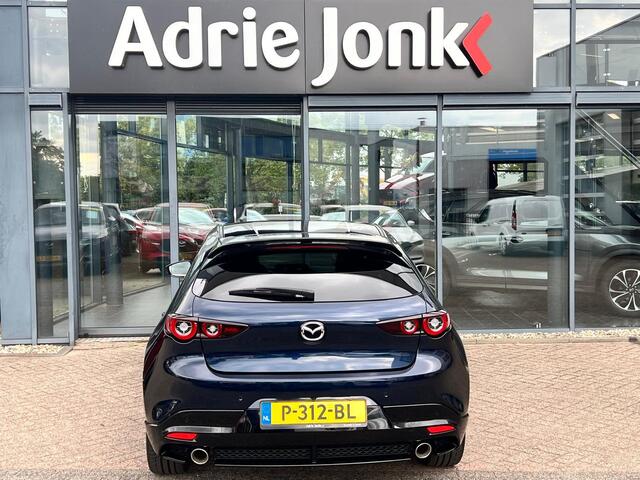 Mazda 3 2.0 e-SkyActiv-X M Hybrid 186 Luxury AUTOMAAT | SUNROOF | AERO PACK | LEDER | Bose AUDIO | APPLE CARPLAY/ANDROID AUTO | A.CAMERA | NED. AUTO |