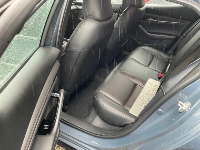 Mazda 3 2.0 E-SA-G COMFORT