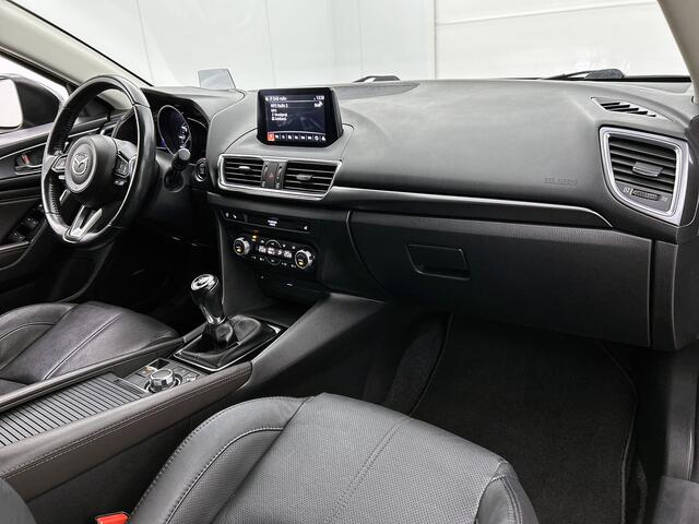 Mazda 3 2.0 SkyActiv-G 120 GT-M | BOSE | Trekhaak | Head-up Display | Navigatie | Stuur-/Stoelverwarming |