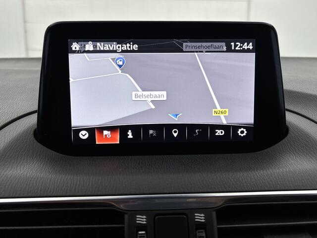 Mazda 3 2.0 SkyActiv-G 120 GT-M | BOSE | Trekhaak | Head-up Display | Navigatie | Stuur-/Stoelverwarming |