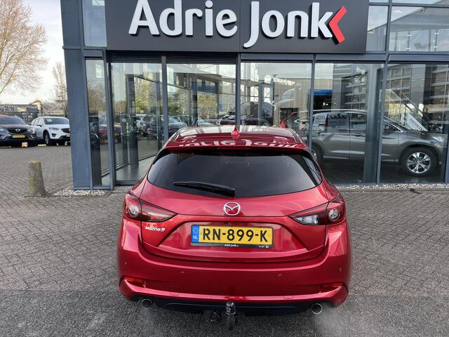 Mazda 3 2.0 SkyActiv-G 120 GT-M AUTOMAAT | TREKHAAK | 18" LM VELGEN | CAMERA | STOEL- en STUURVERWARMING | LEDER | Bose AUDIO | NED.AUTO | DEALER ONDERHOUDEN |