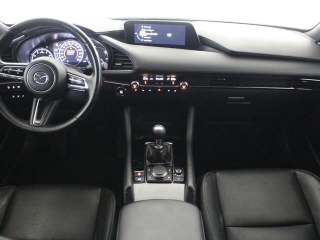 Mazda 3 2.0 e-SkyActiv-X M Hybrid 186 Luxury | Clima | Camera | Navi | 12 maanden BOVAG |