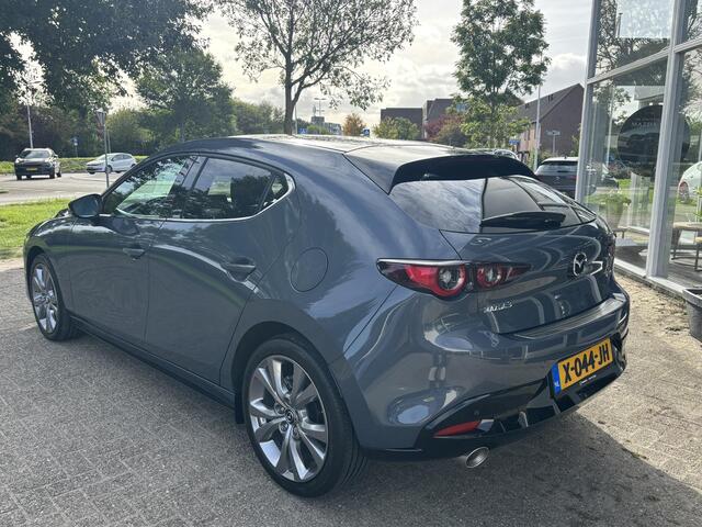 Mazda 3 2.0 e-SkyActiv-X M Hybrid 186 Homura NL-Auto, 1e Eig., Dealer Onderh., 186 PK, Navigatie, Android Auto/ Apple Carplay, A.Rij-Camera, Parkeerhulp, Cruise Controle Ad., Stoel verw., Lichtmetaal