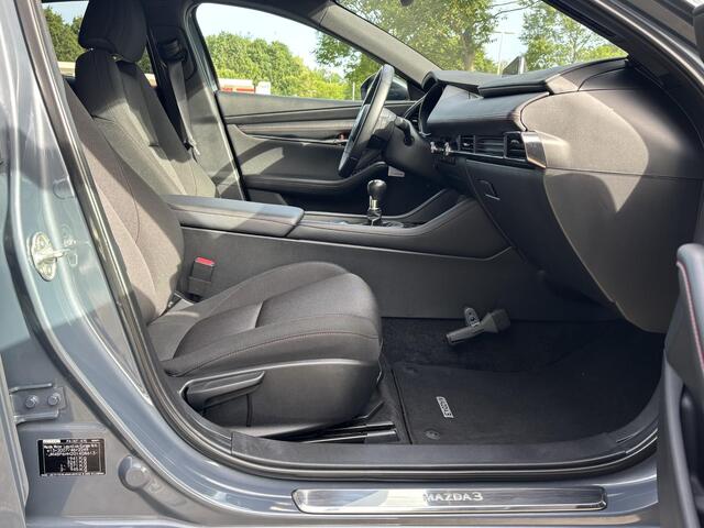 Mazda 3 2.0 e-SkyActiv-X M Hybrid 186 Homura NL-Auto, 1e Eig., Dealer Onderh., 186 PK, Navigatie, Android Auto/ Apple Carplay, A.Rij-Camera, Parkeerhulp, Cruise Controle Ad., Stoel verw., Lichtmetaal