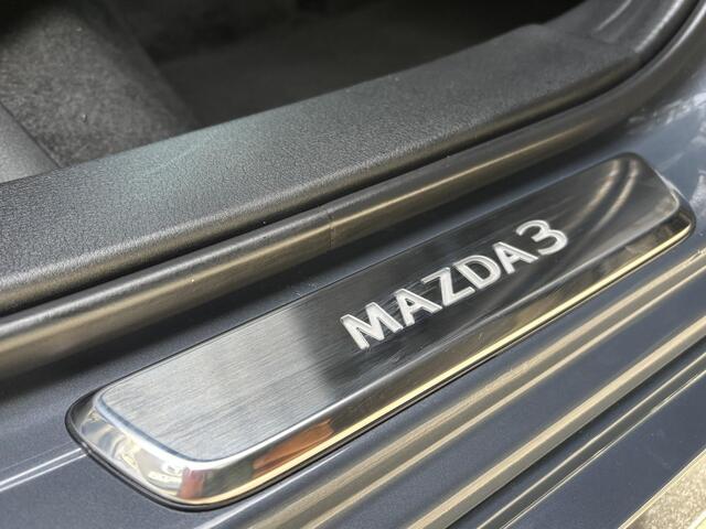 Mazda 3 2.0 e-SkyActiv-X M Hybrid 186 Homura NL-Auto, 1e Eig., Dealer Onderh., 186 PK, Navigatie, Android Auto/ Apple Carplay, A.Rij-Camera, Parkeerhulp, Cruise Controle Ad., Stoel verw., Lichtmetaal