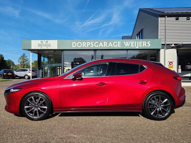 Mazda 3 2.0 Skyactiv G Luxury, Trekhaak, BOSE, Leder, 360 camera, Apple/Android
