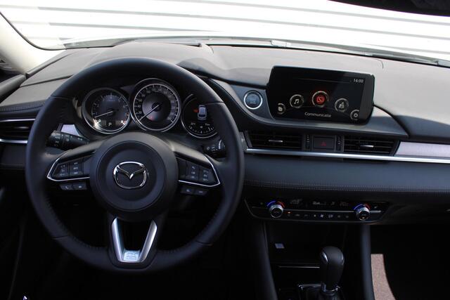 Mazda 6 Sportbreak 2.0 SkyActiv-G 6AT 165PK Centre-Line | BTW Auto | Navi | 17" LM | Airco | Cruise | Head-up display | Automaat |