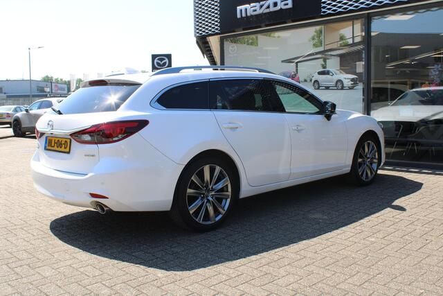 Mazda 6 Sportbreak 2.5 SkyActiv-G 194 Signature Automaat, Leder, Bose, Apple Carplay, LMV 19 Inch, HUD, Adap. Cruise, LKA, Stoelverwarming, Stoelverkoeling, Stuurverwarming, Navi, 360 Camera, Clima, PDC
