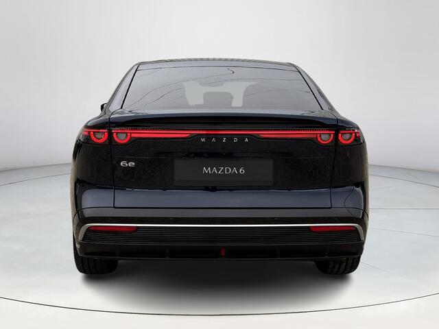 Mazda 6 6e Takumi Plus Long Range 80 kWh | Stoelverwarming/verkoeling | Stuurverwarming | Panoramadak | Adaptive cruise-control | Bi-color interieur | 360-Camera | SONY-audiosysteem