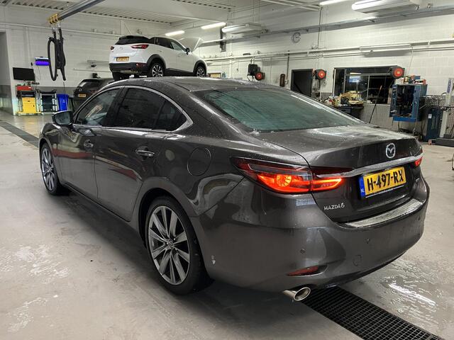 Mazda 6 2.5 SkyActiv-G 194 Luxury , Automaat, Trekhaak, Schuifdak, Wit Leder, Stoel/Stuurverwarming, 360 Camera, Navi, Clima, Adap.Cruise, Apple Carplay, Android Auto, LKA, HUD, PDC,
