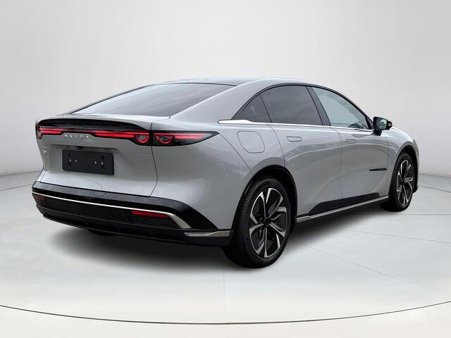 Mazda 6 6e Takumi Plus 68.8 Kwh | Stoelverwarming/verkoeling | Stuurverwarming | Panoramadak | Adaptive cruise-control | Tan-nappa leder interieur | 360-Camera | SONY-premium audiosysteem |