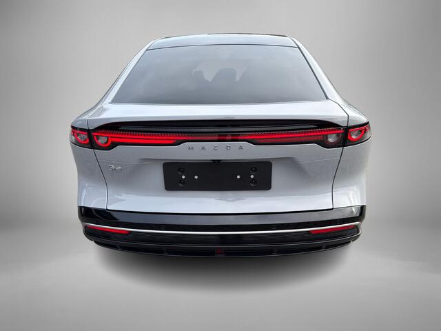 Mazda 6 6e Takumi 68.8 kWh Diverse kleuren aanwezig.