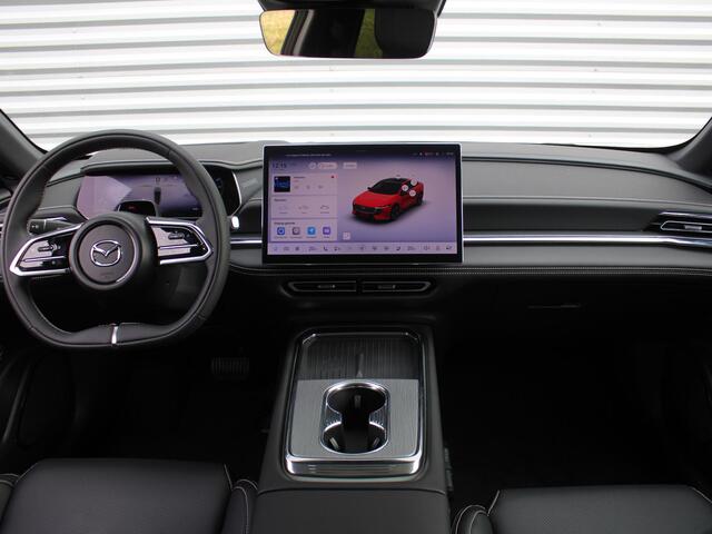 Mazda 6 6e Takumi Long Range 80 kWh | Stuur-/stoelverwarming + ventilatie | 360 camera | Pano dak | Zwart leer | 19" LM | HUD | LED | Elek. stoelverst. |