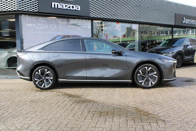Mazda 6 6e Takumi 68.8 kWh , Demo Auto, 1000KM, Demovoordeel ¤ 5.000,-, Leder, Adap.Cruise, Sony, Navi, Apple Carplay, 360 Camera, HUD, Stoelverwarming/ventilatie, LMV 19 Inch