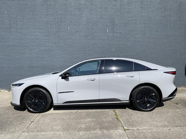 Mazda 6 6e Takumi Long Range 80 kWh | BLACK PACKAGE!!