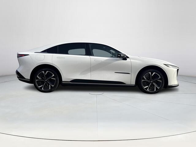 Mazda 6 6e Takumi Business Edition 68.8 kWh | 1.000,- Jubileum korting! | Zwart leder | 360 Camera | Geheugenstoelen | Panorama Dak | Headupdisplay | Adaptieve Cruise control | Sony premium audio | Dodehoeksensoren |