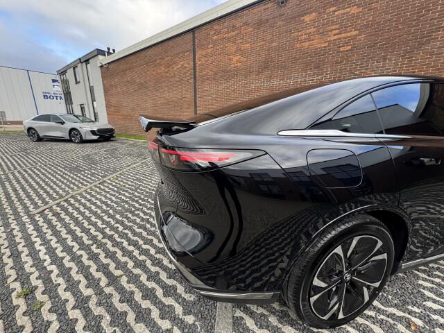 Mazda 6 6e Takumi Business Edition 68.8 kWh | ZWART LEDER | NAVI | PANO | 360 CAMERA | GRATIS TREKHAAK! T.W.V. ¤ 1695,-