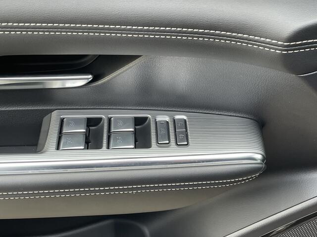 Mazda 6 6e Takumi Business Edition 68.8 kWh | ZWART LEDER | NAVI | PANO | 360 CAMERA | GRATIS TREKHAAK! T.W.V. ¤ 1695,-