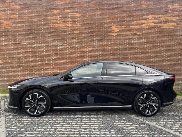 Mazda 6 6e Takumi Plus Business Edition Long Range 80 kWh | PANO | ALCANTARA / LEDER | NAVI | GRATIS TREKHAAK! T.W.V. ¤ 1695,-