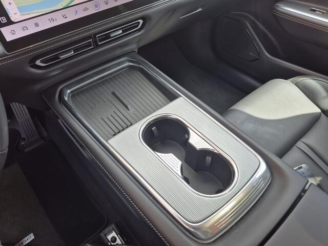 Mazda 6 6e Takumi Business Edition 68.8 kWh | ZWART LEDER | NAVI | PANO | 360 CAMERA | GRATIS TREKHAAK! T.W.V. ¤ 1695,-