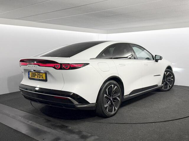 Mazda 6 6e Takumi 68.8 kWh / Dealer demo / trekhaak / Direct rijden
