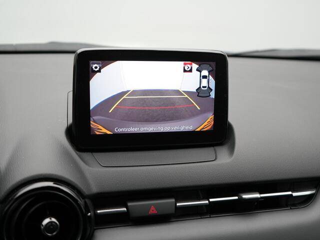 Mazda CX-3 2.0 SkyActiv-G 121 Luxury Automaat | Sportstoelen Verwarmd | Head Up | Carplay | Navigatie | Camera | DAB | L.M. 18" |