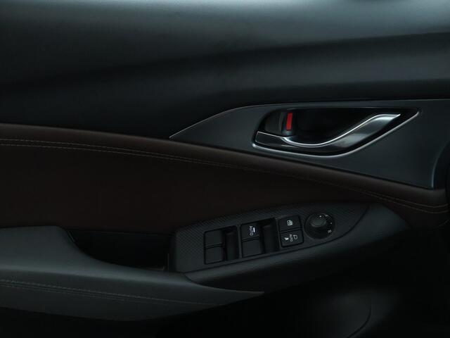 Mazda CX-3 2.0 SkyActiv-G 120 GT-Luxury | Trekhaak | Camera | Half Leder met Memory Seat |