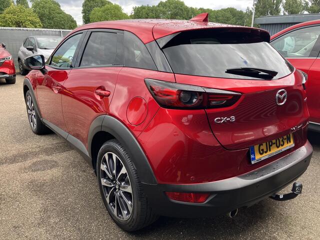 Mazda CX-3 2.0 SkyActiv-G 121 Luxury , Automaar, Trekhaak, Camera, Navi, Apple Carplay, Android Auto, Stoelverwarming, Cruise, LKA, PDC, LMV 18 Inch, Wit Leder