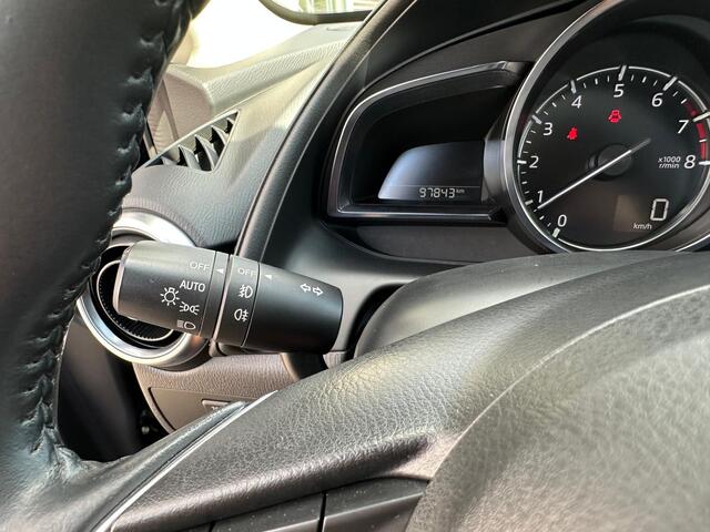 Mazda CX-3 2.0 SkyActiv-G 120 GT-M | Navigatie | Camera | Lederen Bekleding | Stoelverwarming | Head Up | LMV 18" |