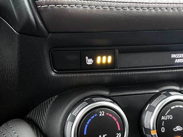 Mazda CX-3 2.0 SkyActiv-G 120 GT-Luxury / Leder int. / Navigatie / Cruise-ctr. / Airco / Stoelverw. / Head-up / Trekhaak / Keyless / Apk 12-2026